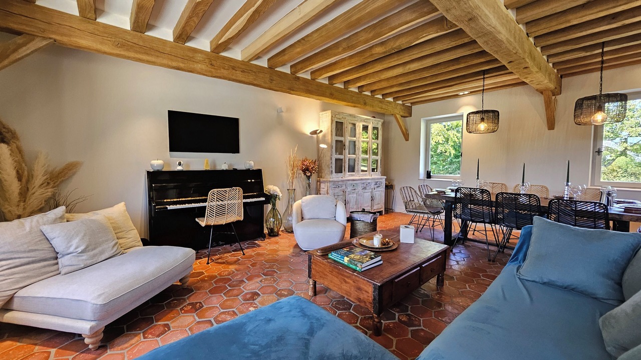 Photo of Livingroom in Manneville-la-Raoult