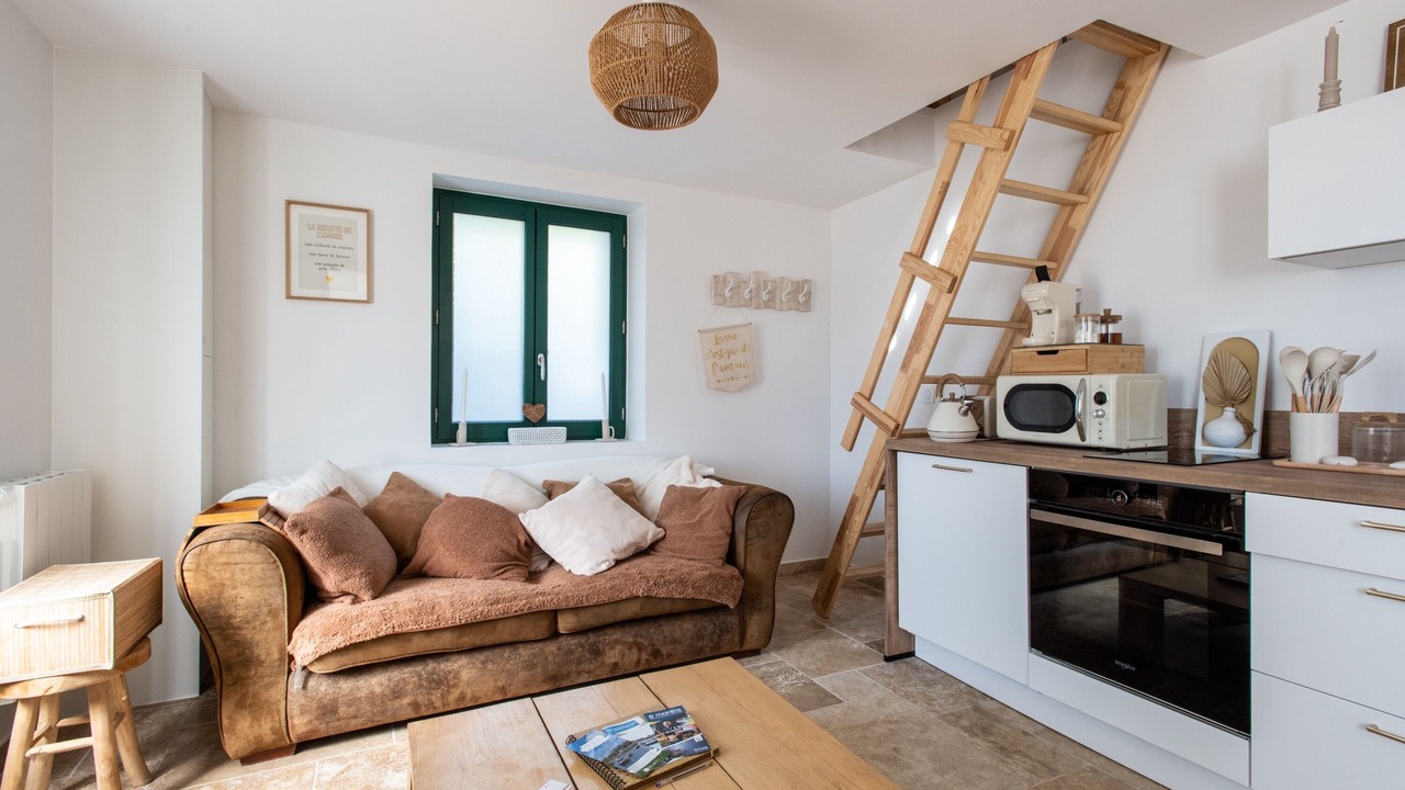Photo of Livingroom in Saint-Josse