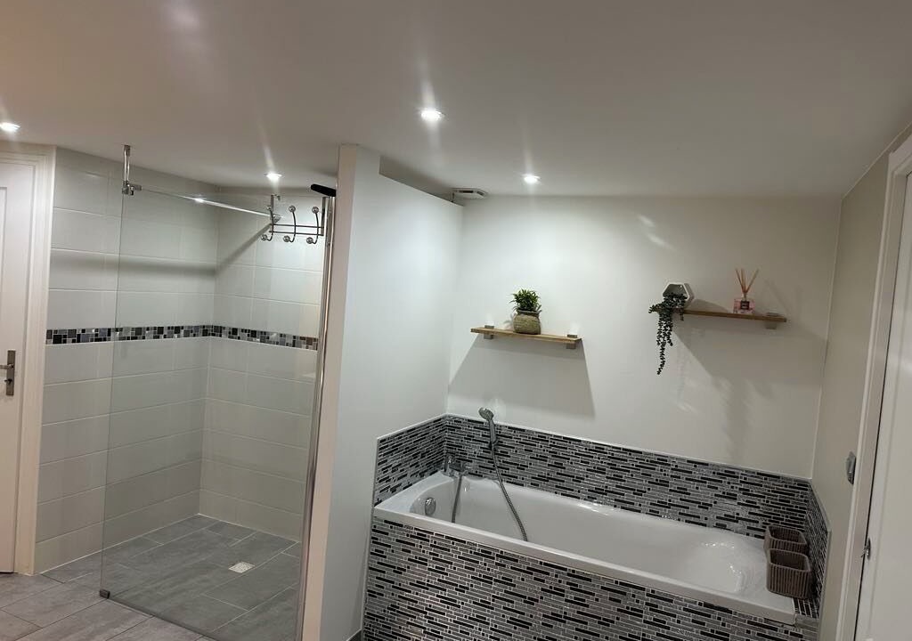 Photo of Bathroom in Marquise