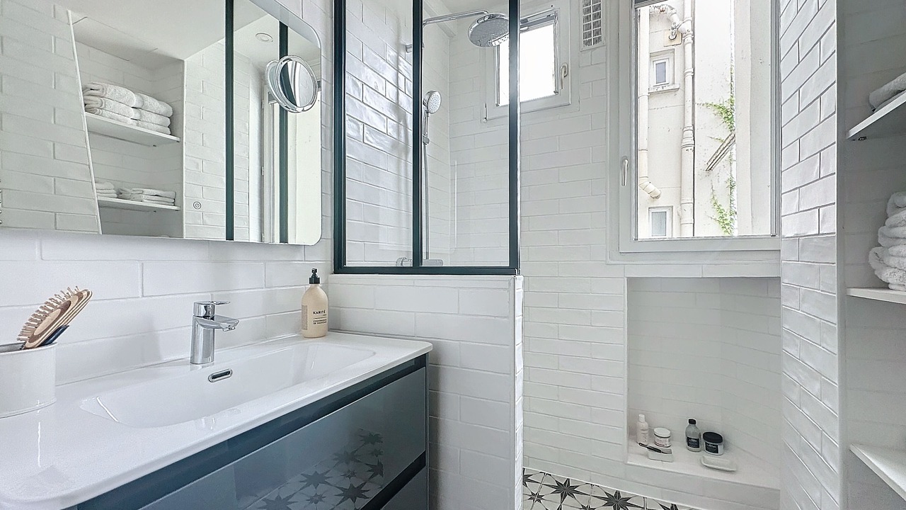 Photo of Bathroom in Montparnasse