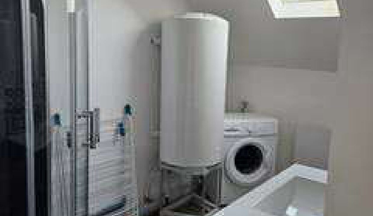 Photo of Bathroom in La Croix-en-Brie