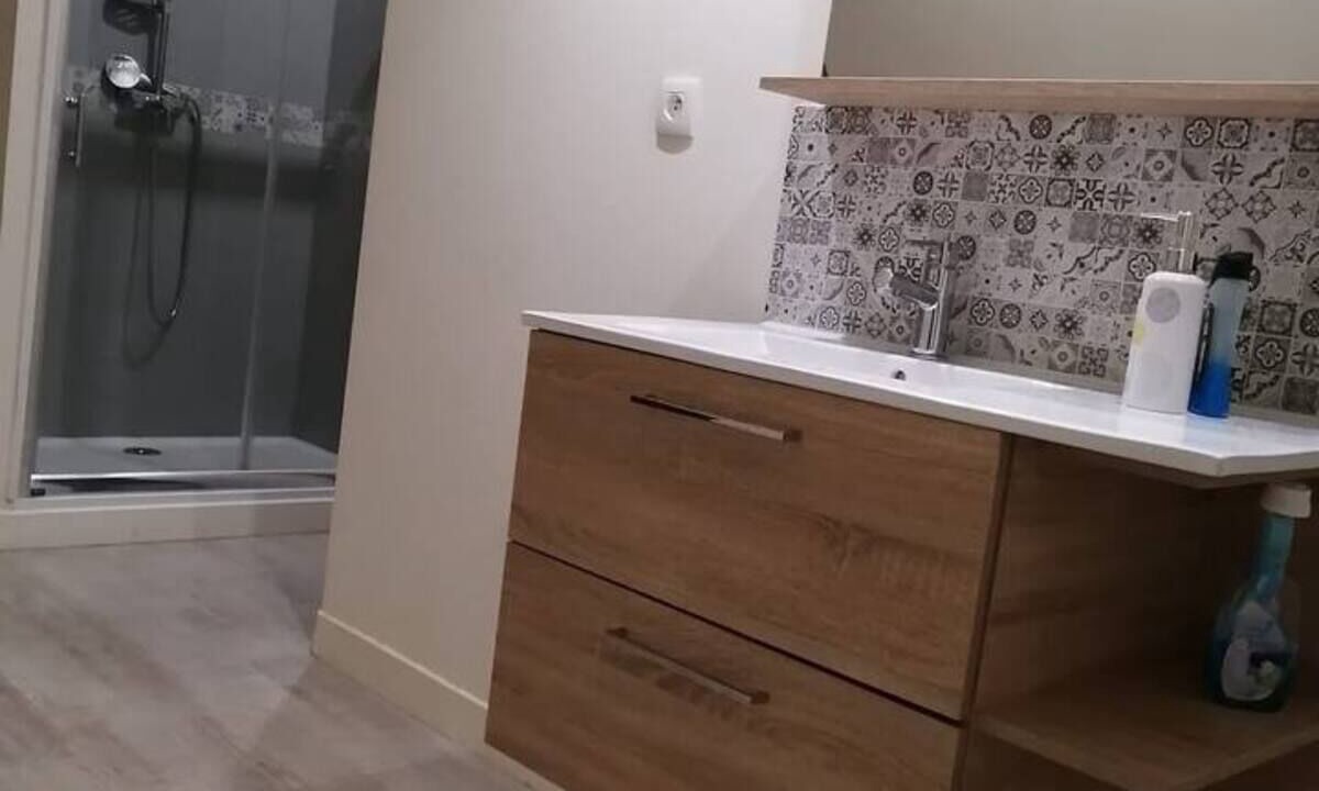 Photo of Bathroom in La Croix-en-Brie