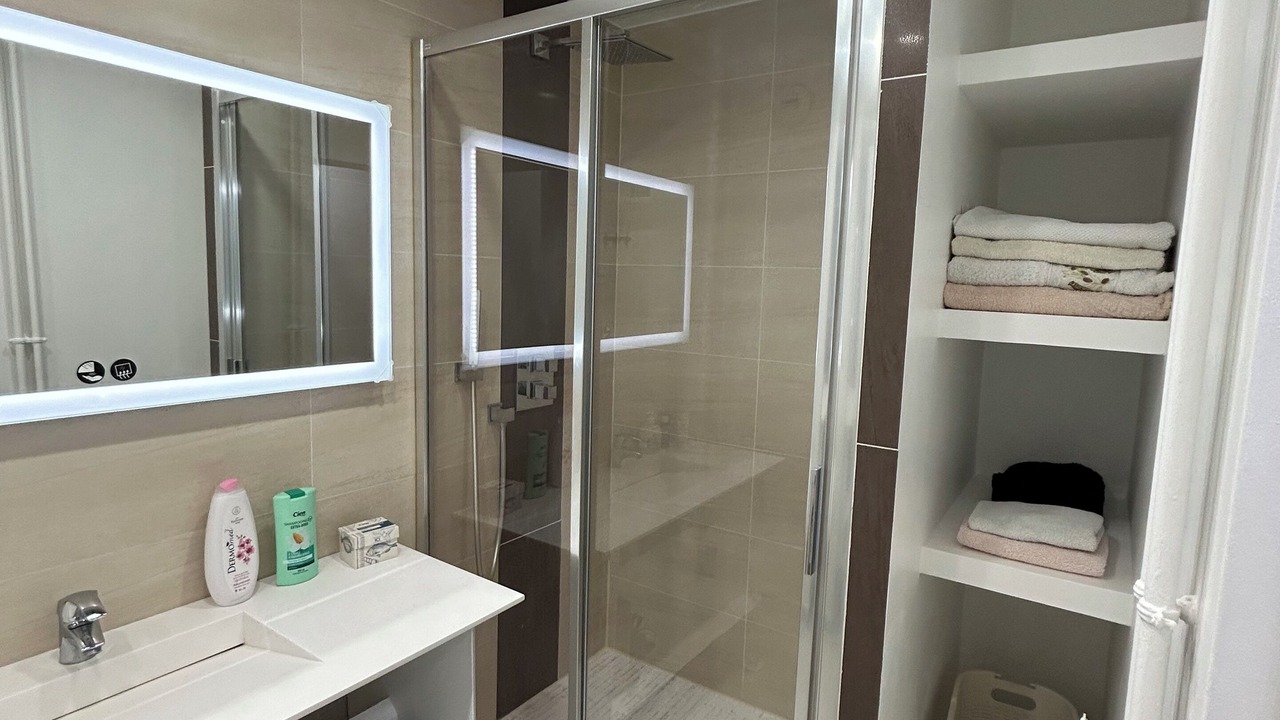 Photo of Bathroom in Boissy-Saint-Leger