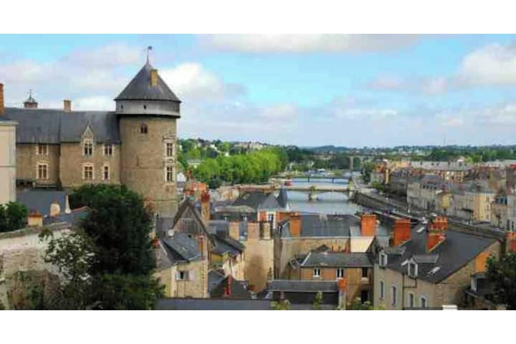 Photo of Others in Laval