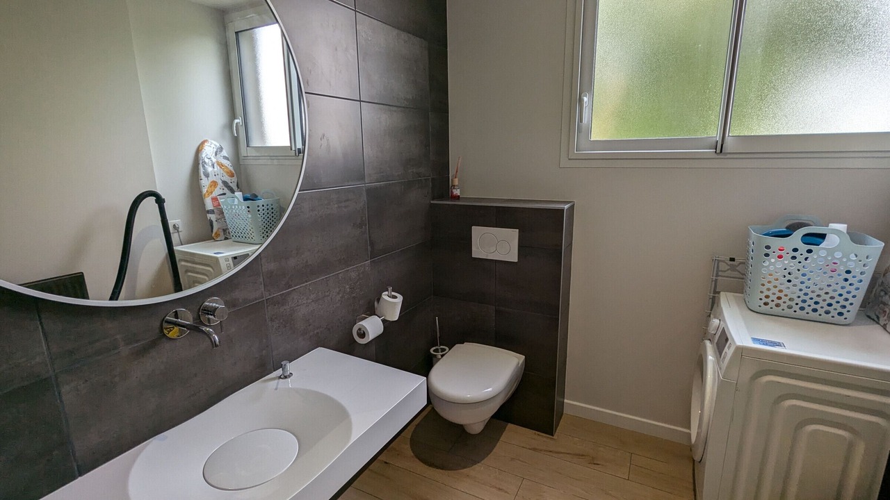 Photo of Bathroom in Lorcy