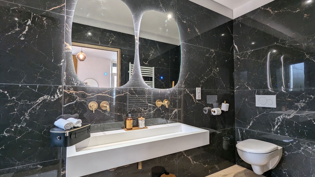 Photo of Bathroom in Lorcy