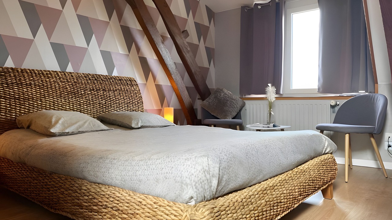 Photo of Bedroom in Forest-Montiers