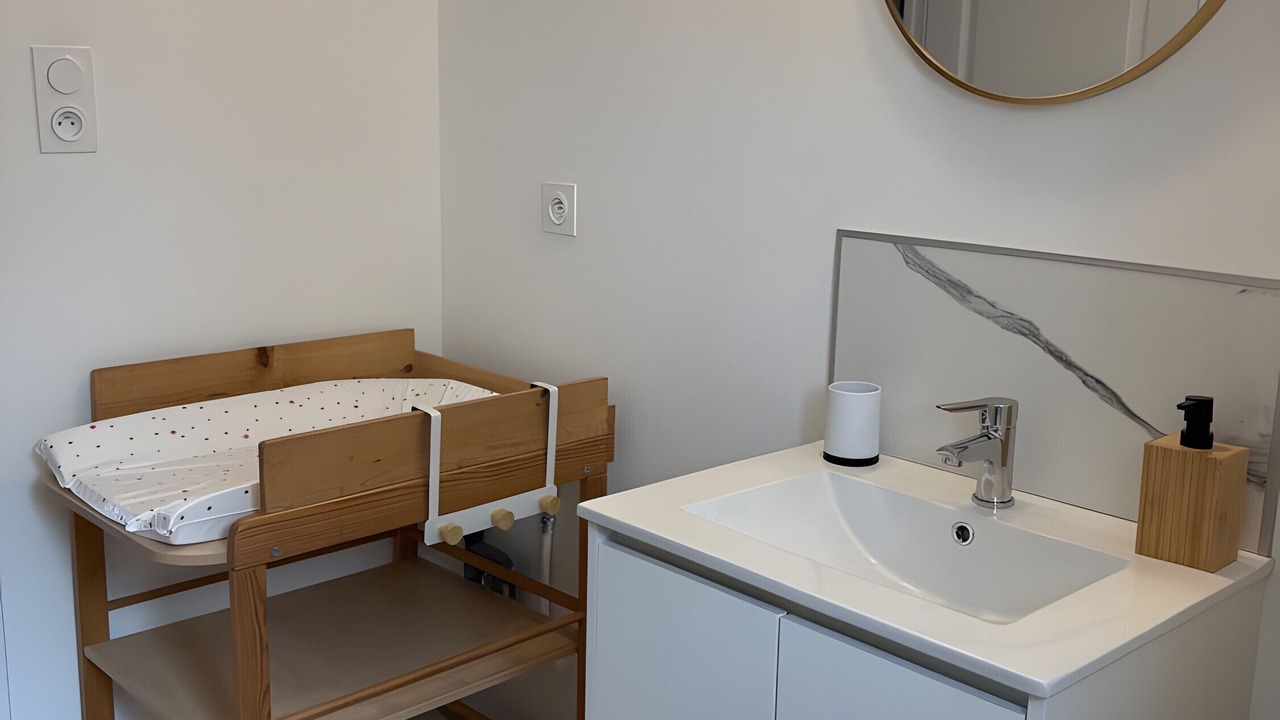 Photo of Bathroom in Forest-Montiers