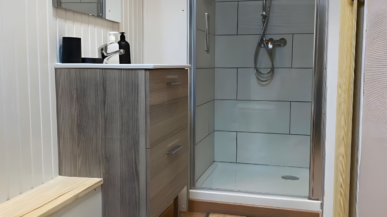 Photo of Bathroom in Forest-Montiers