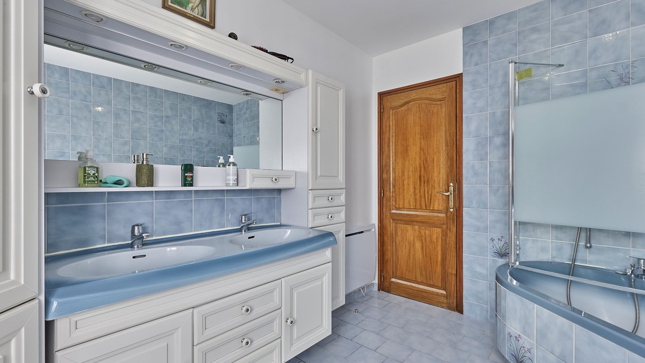 Photo of Bathroom in Marigny-en-Orxois
