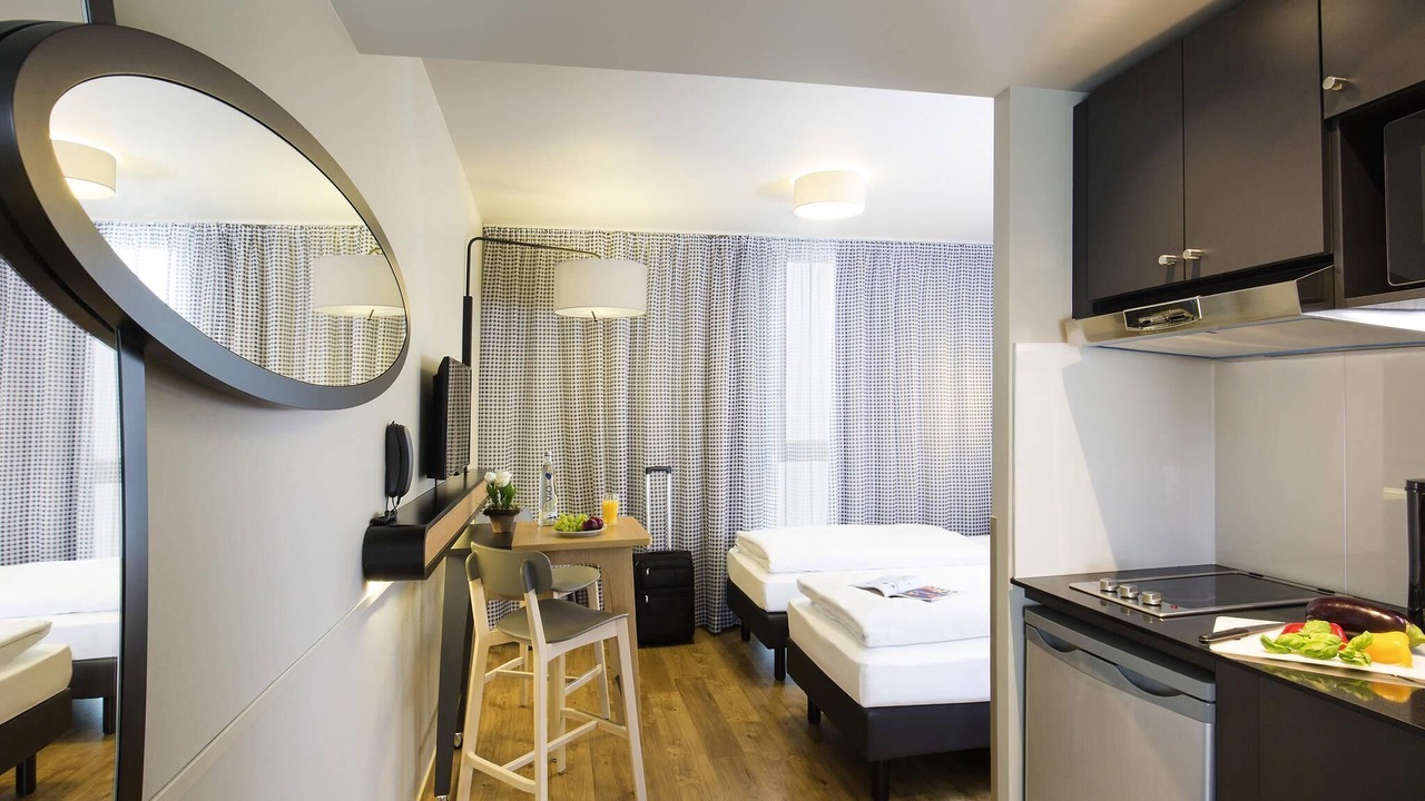 Photo of Bedroom in Petit-Colombes