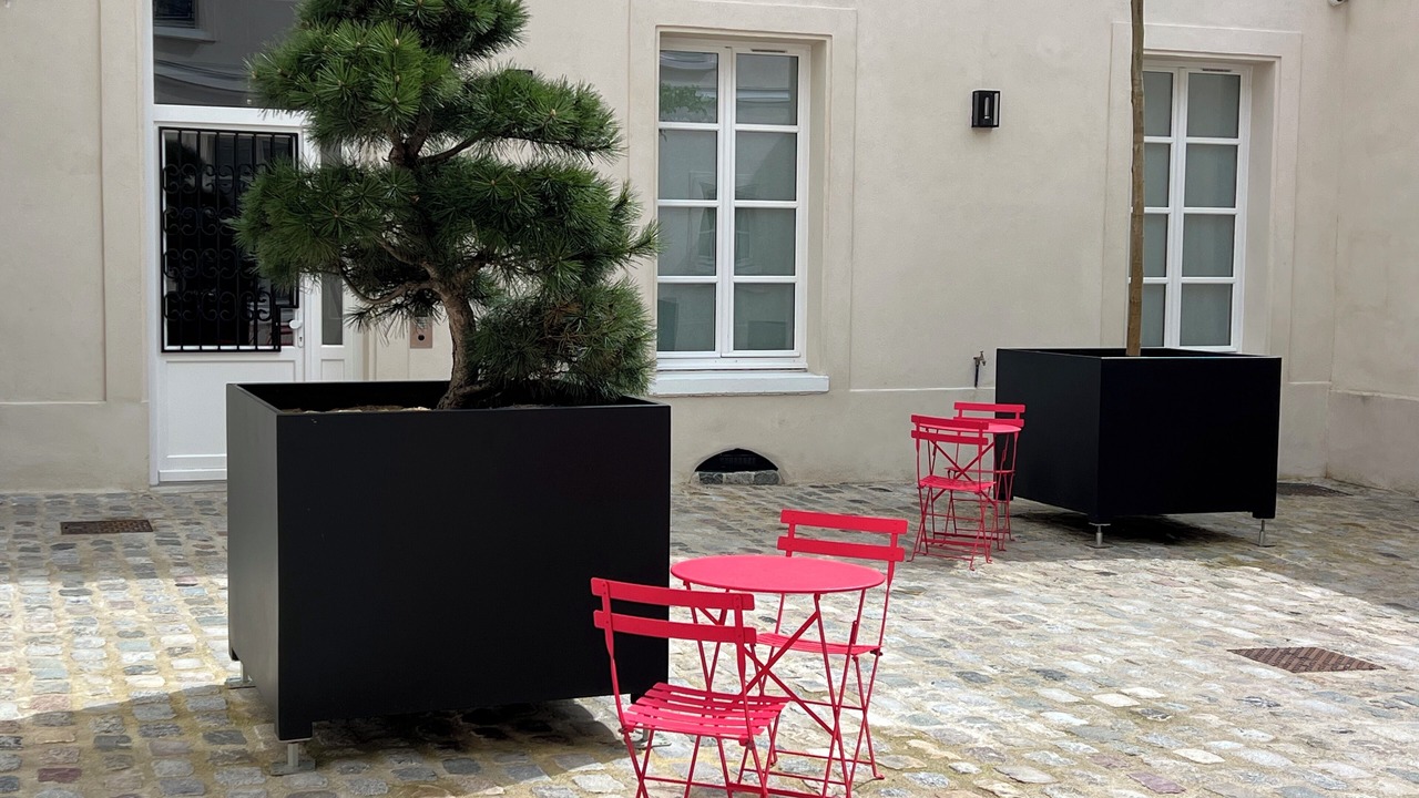 Photo of Outdoor in Sens