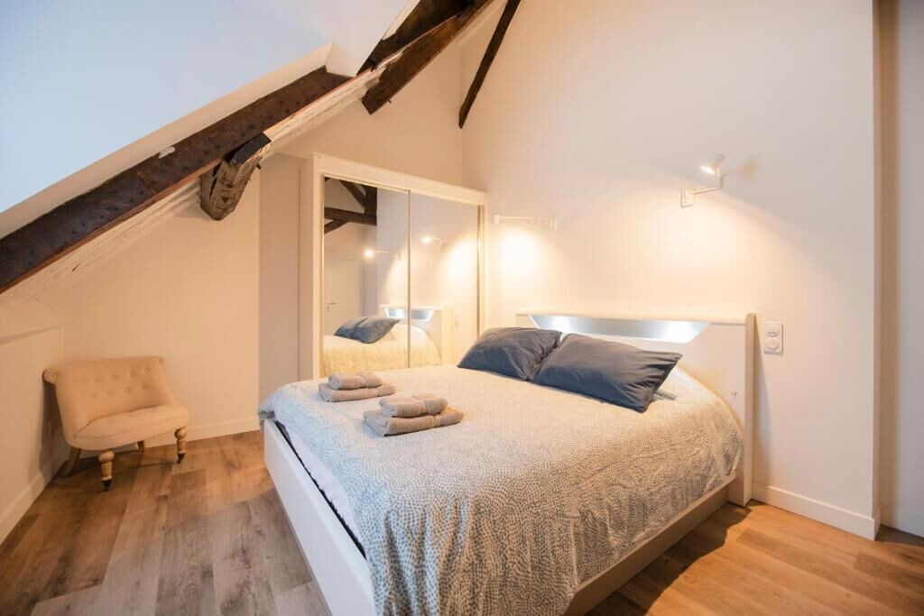 Photo of Bedroom in Sens