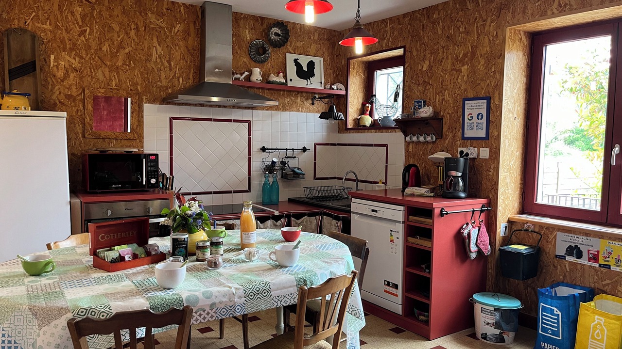 Photo of Kitchen in La Roche-Vineuse