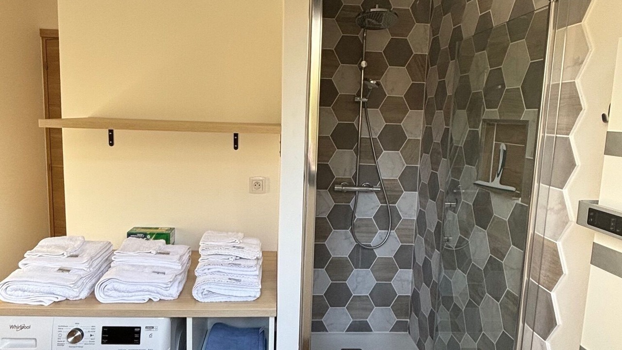 Photo of Bathroom in Saint-Martin-Boulogne