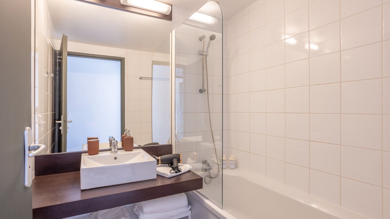 Photo of Bathroom in Eppe-Sauvage
