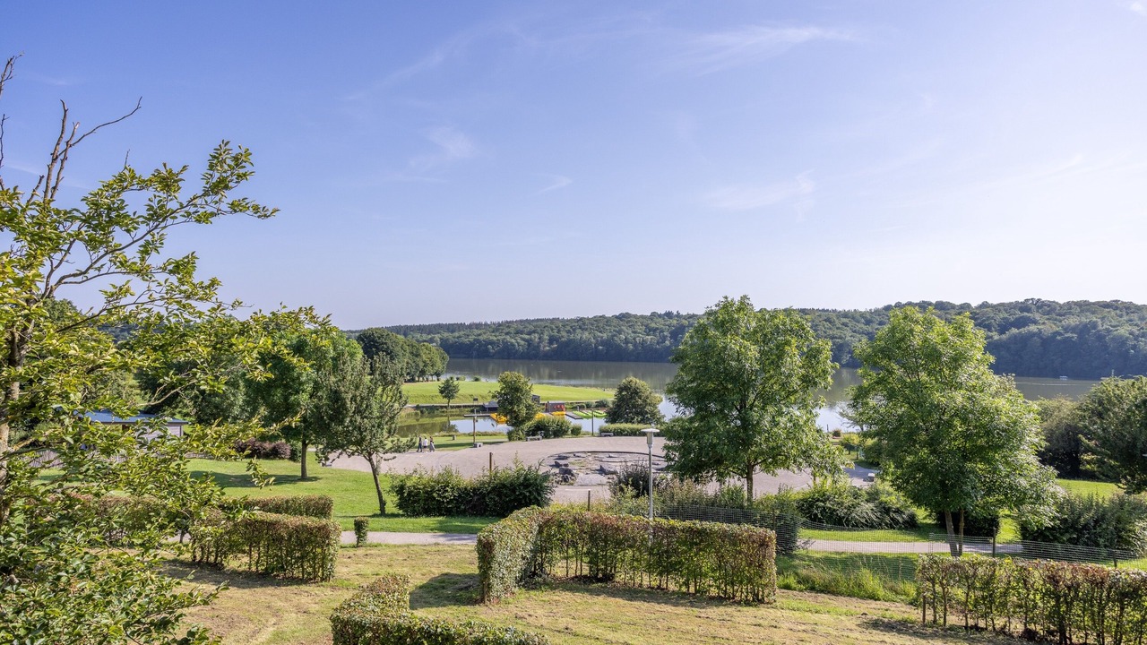 Photo of Outdoor in Eppe-Sauvage