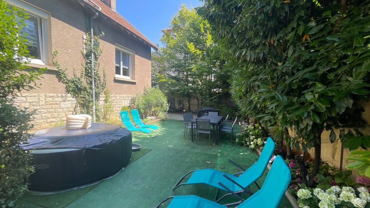 Photo of Outdoor in Dijon