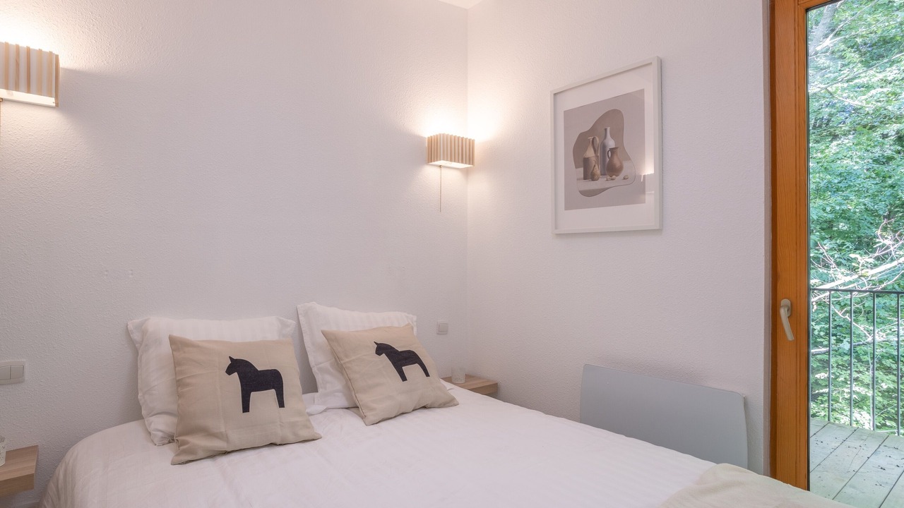 Photo of Bedroom in Eppe-Sauvage