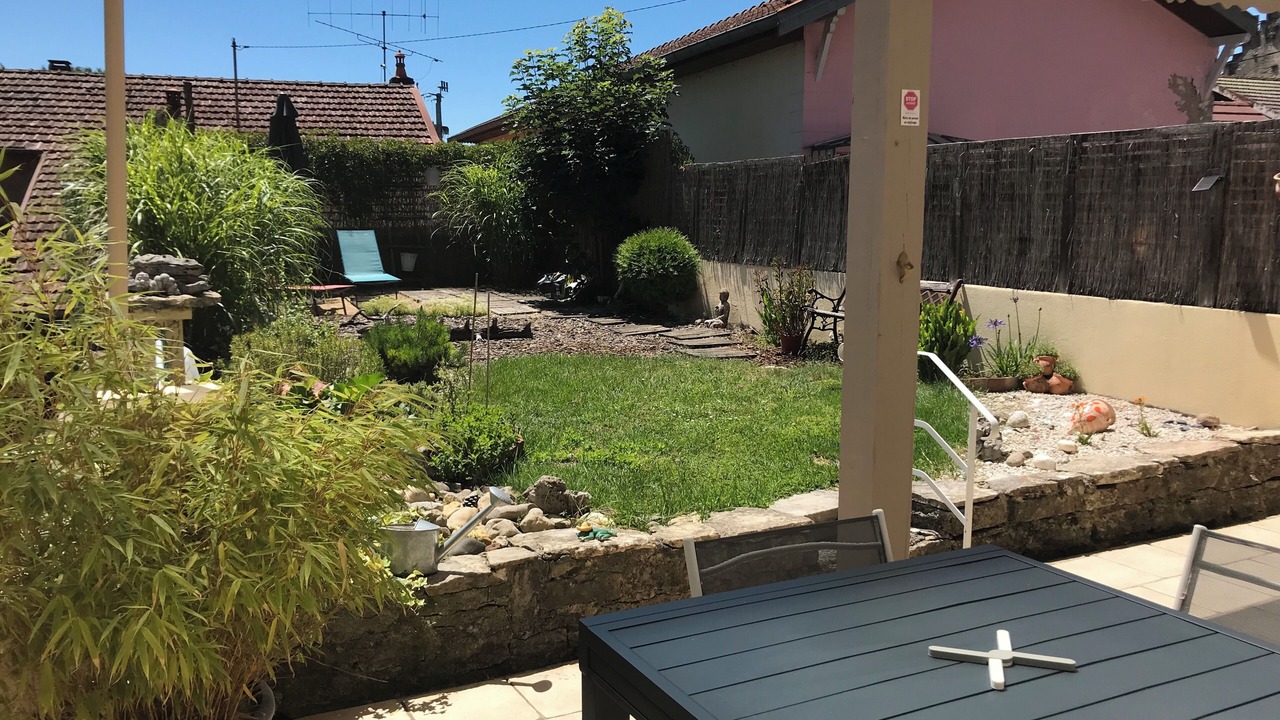 Photo of Patio Balcony in Pont-de-Poitte