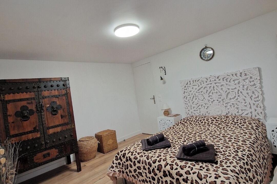 Photo of Bedroom in Courtry