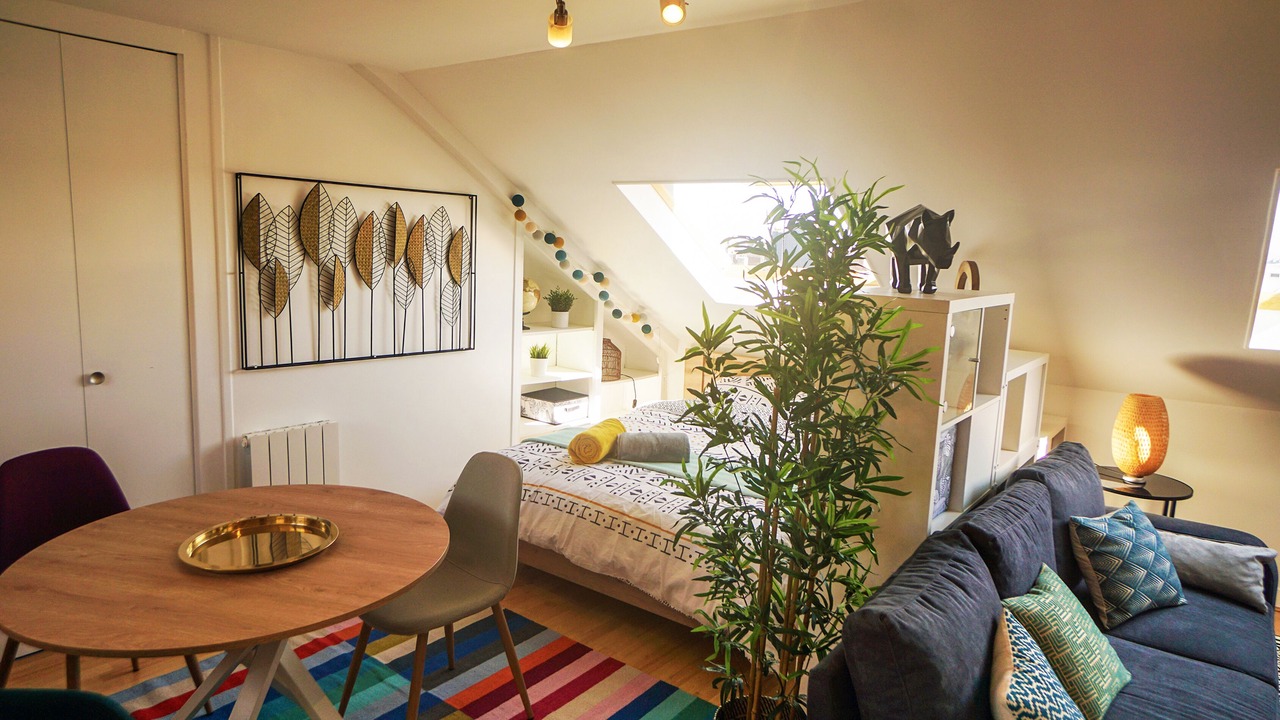 Photo of Bedroom in Anatole France Danton