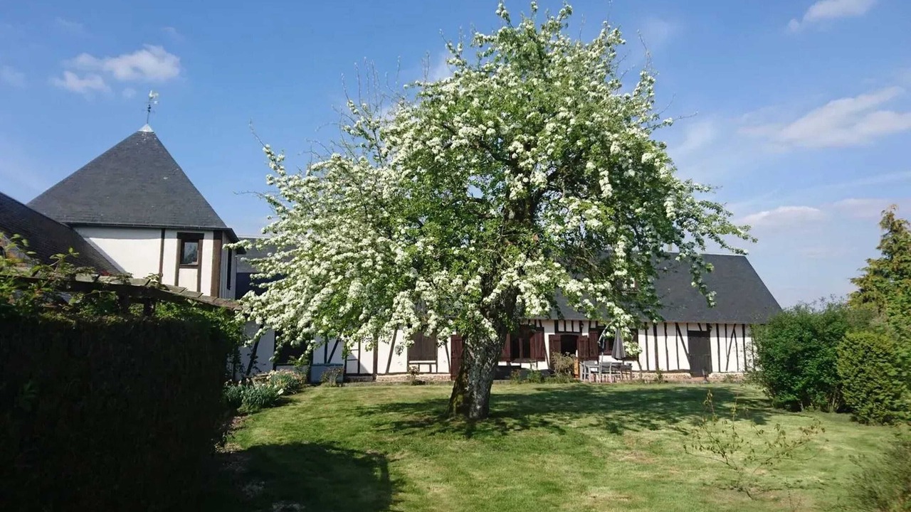 Photo of Outdoor in Mesnil-en-Ouche