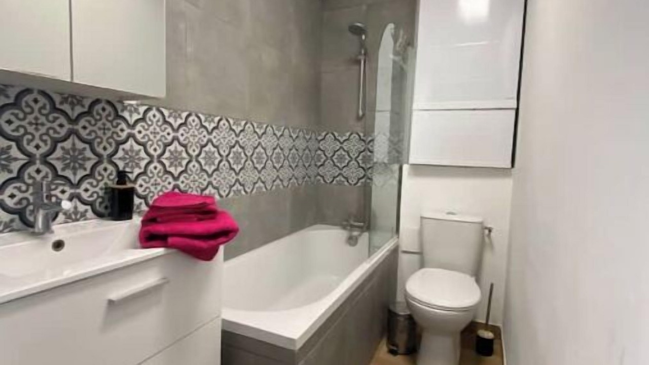 Photo of Bathroom in La Bassee