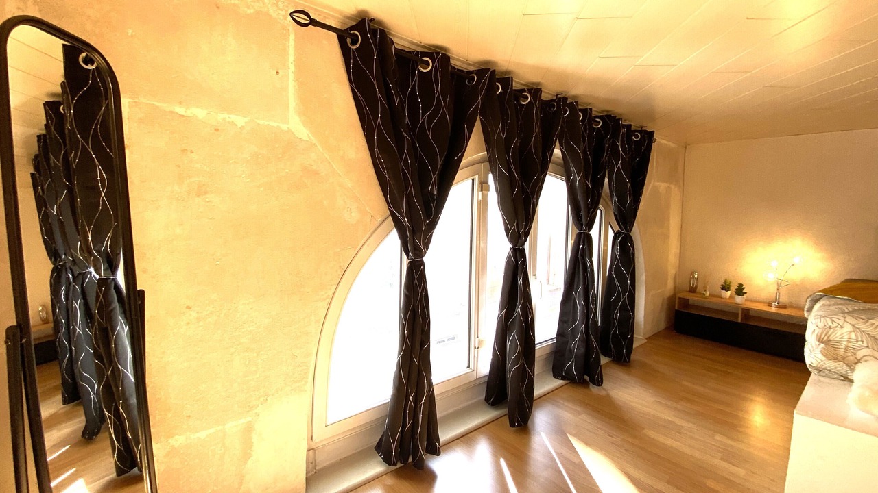Photo of Bedroom in Tonnerre
