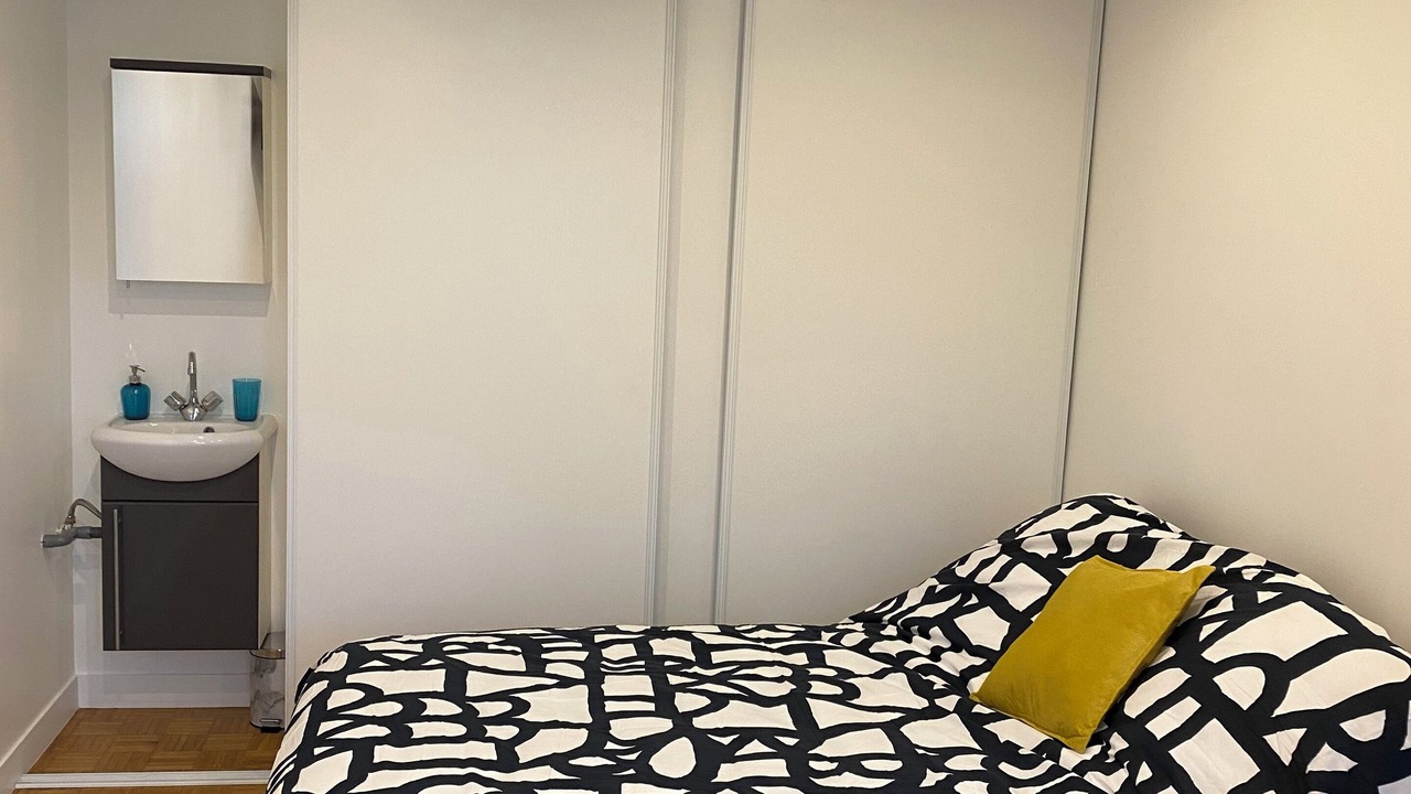 Photo of Bedroom in Centre-Ville