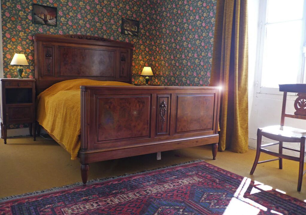 Photo of Bedroom in Belabre