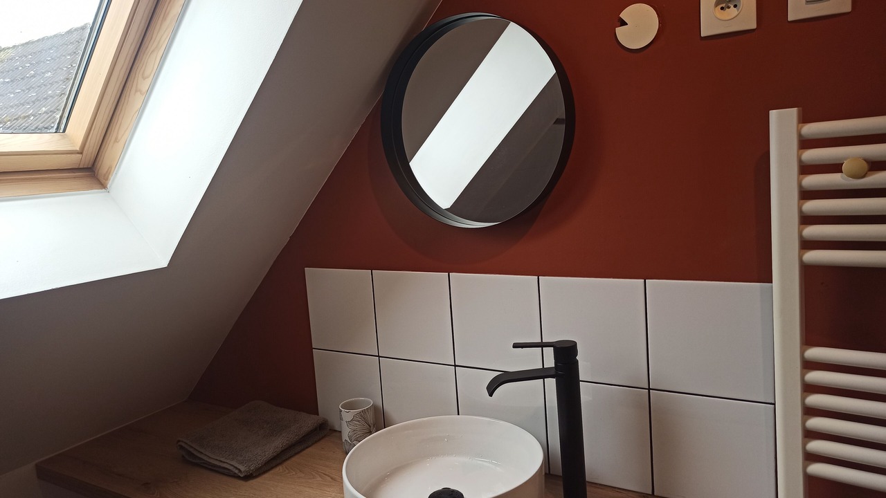 Photo of Bathroom in Phalempin