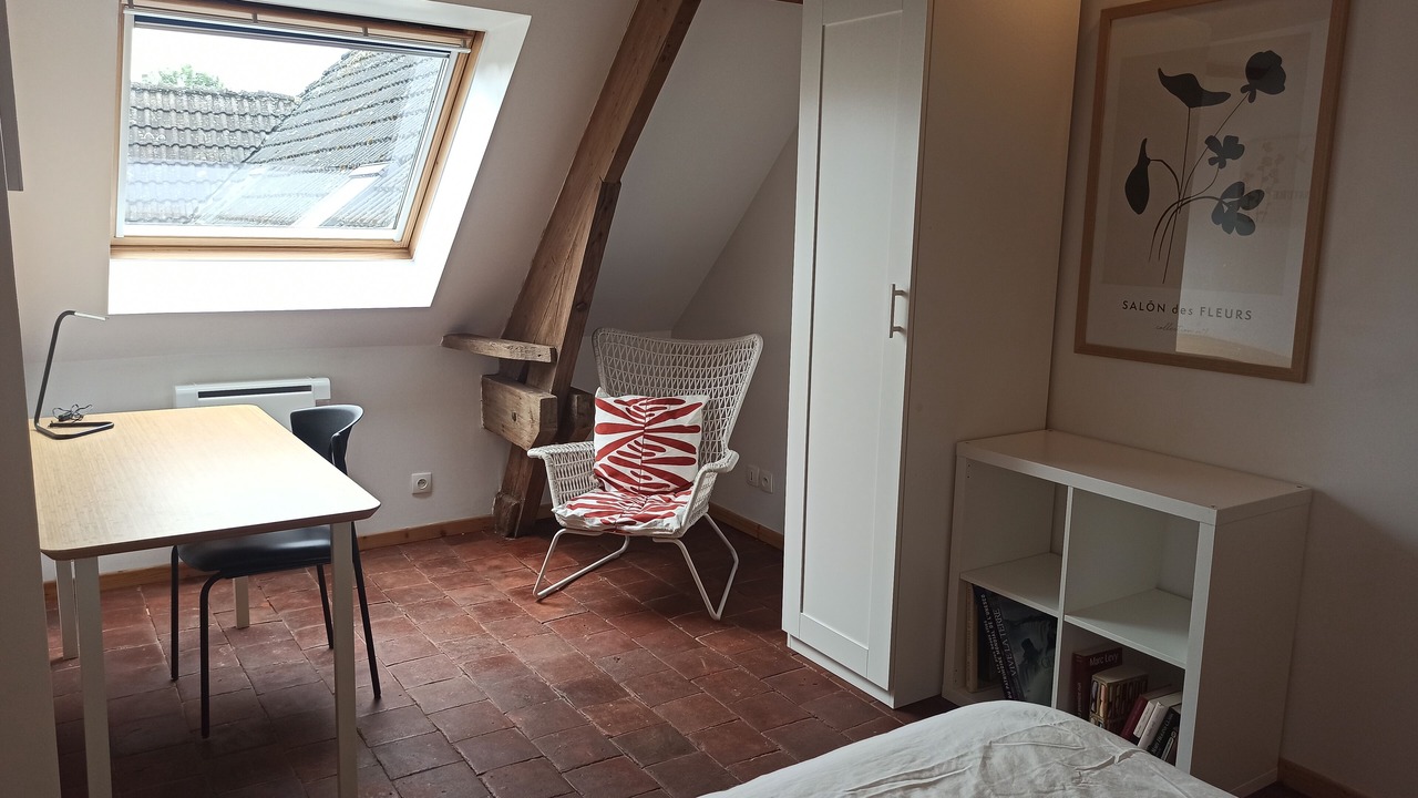 Photo of Bedroom in Phalempin