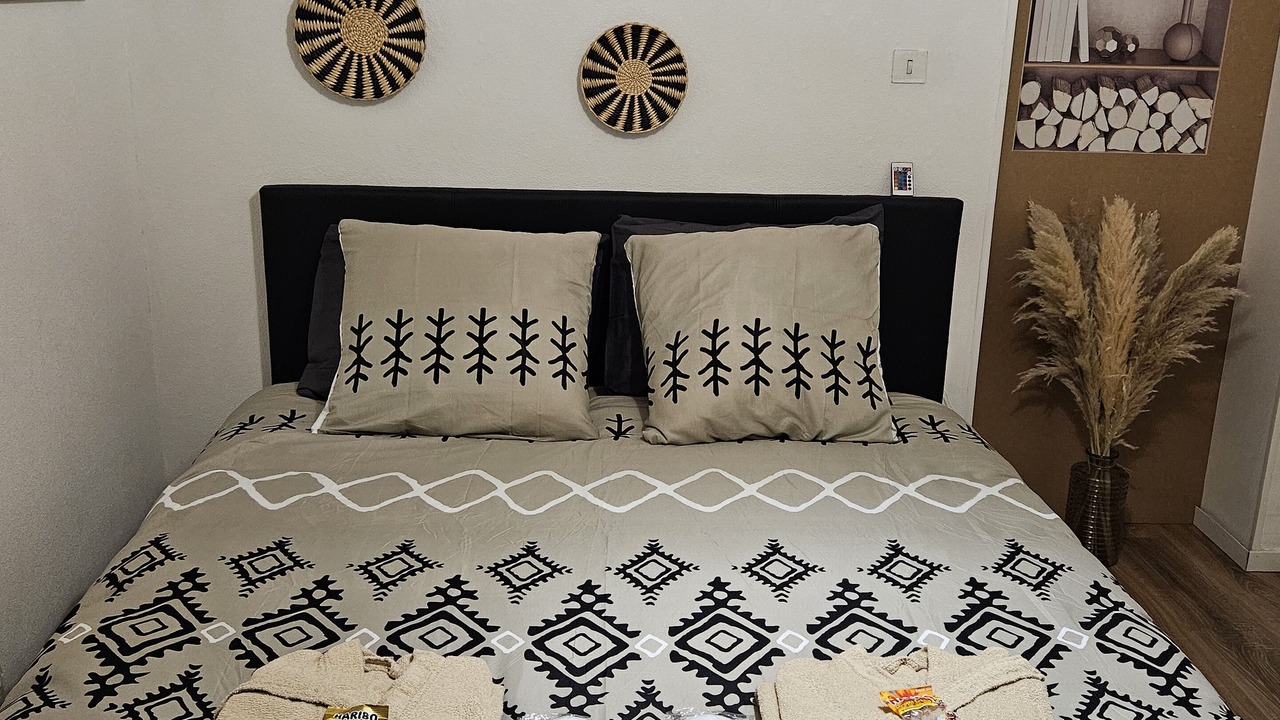 Photo of Bedroom in Charleville-Mezieres