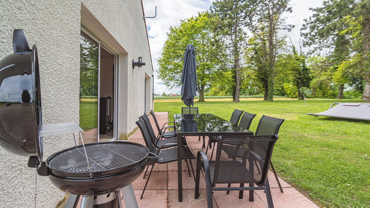 Photo of Outdoor in Athis