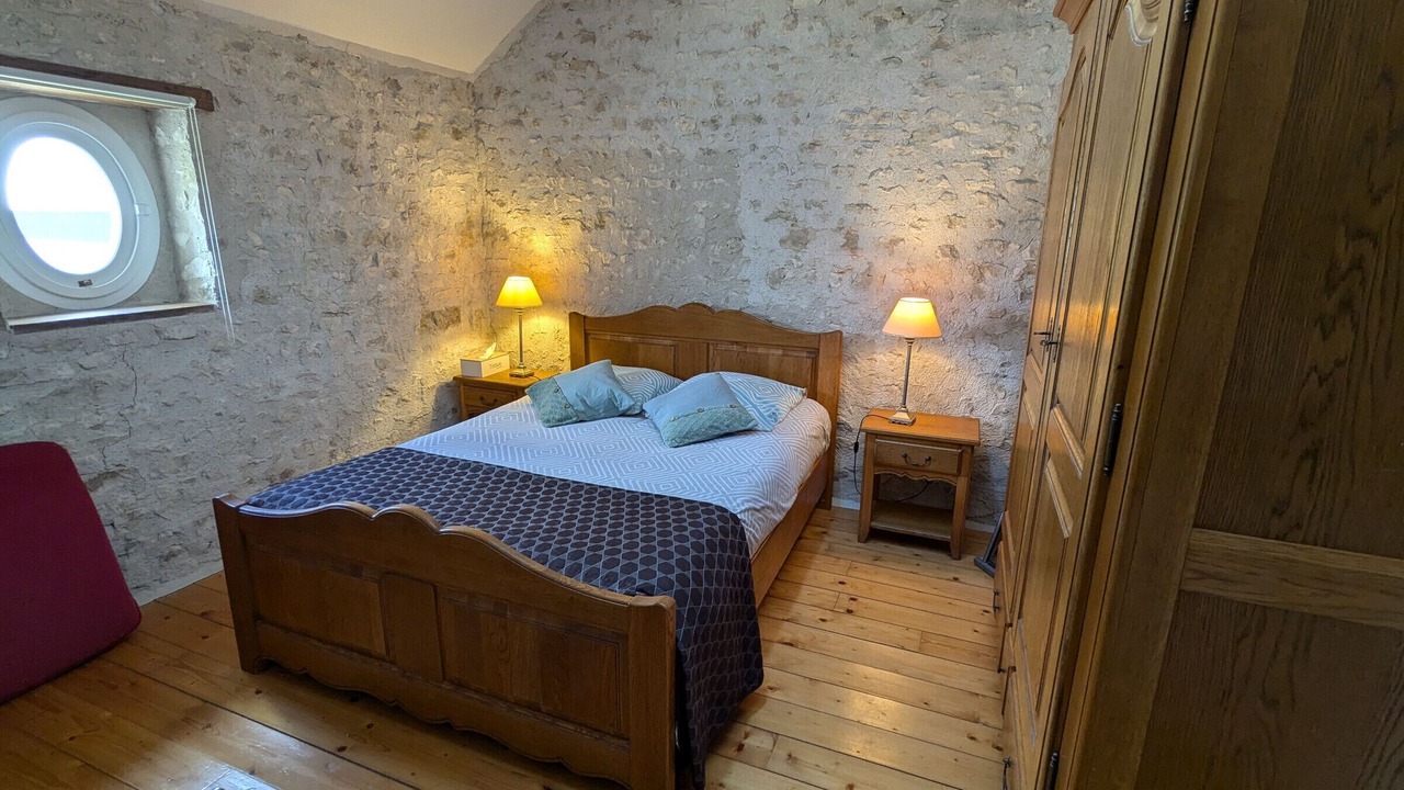 Photo of Bedroom in Yevre-le-Chatel