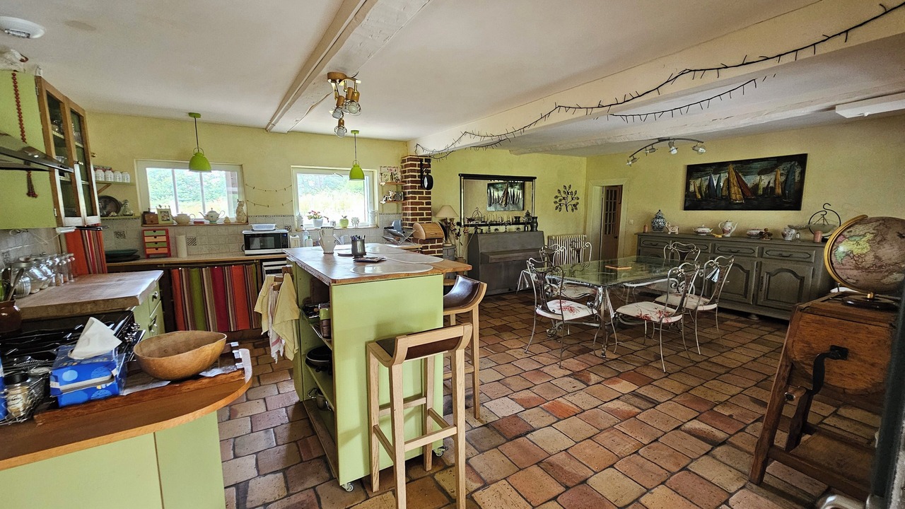 Photo of Others in Cuverville
