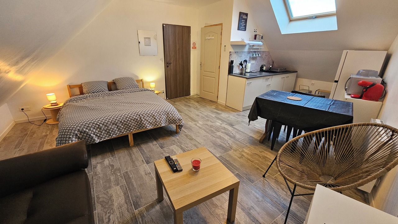 Photo of Bedroom in Cuvilly