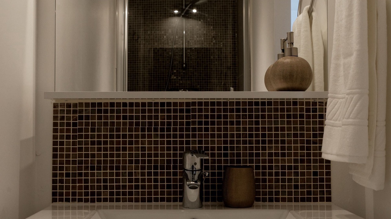 Photo of Bathroom in Orly-sur-Morin