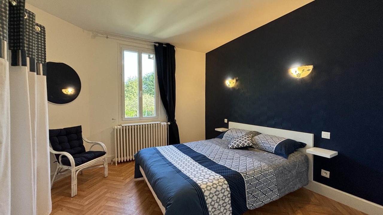 Photo of Bedroom in Diou