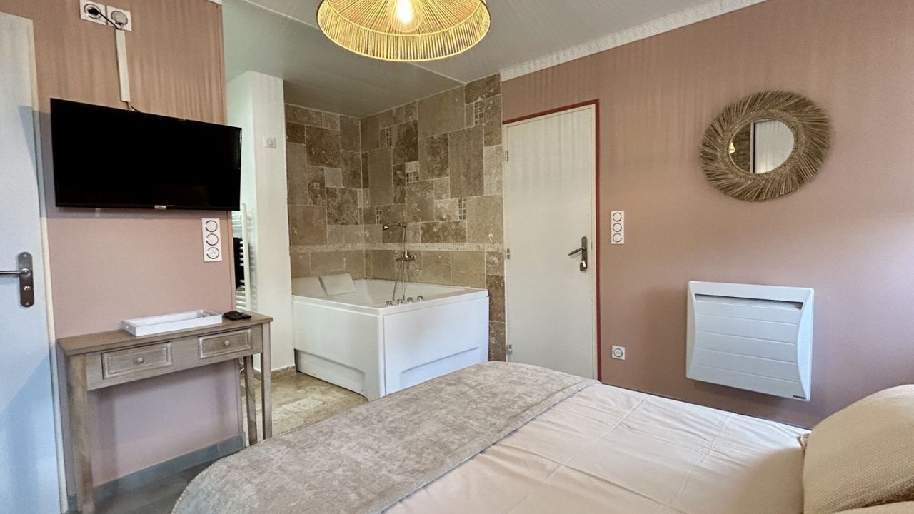 Photo of Bedroom in Favieres