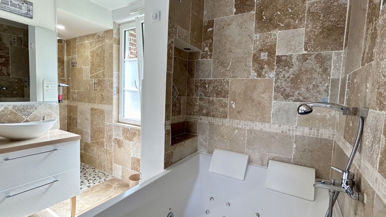 Photo of Bathroom in Favieres