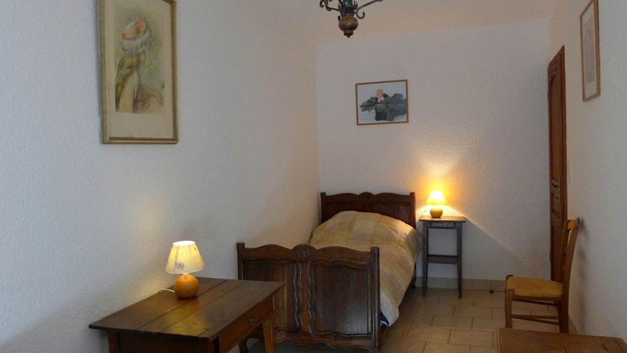 Photo of Bedroom in Goncourt