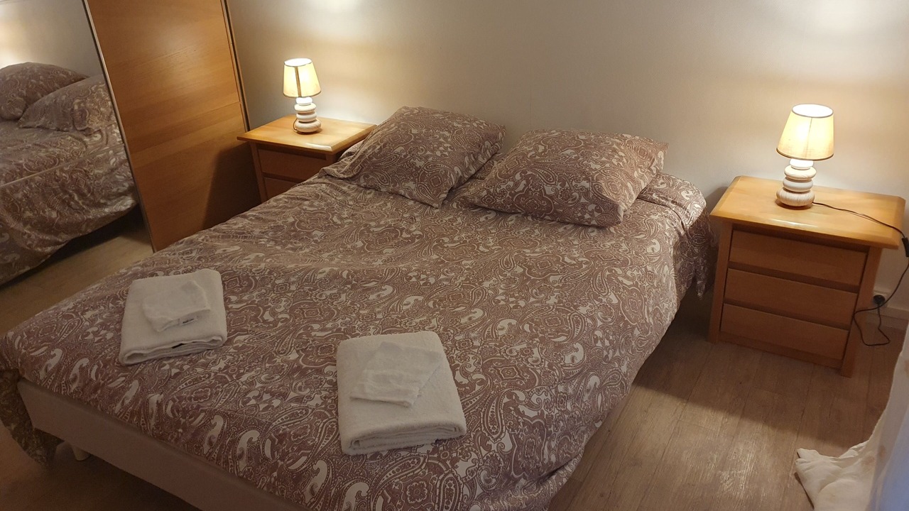 Photo of Bedroom in Orly