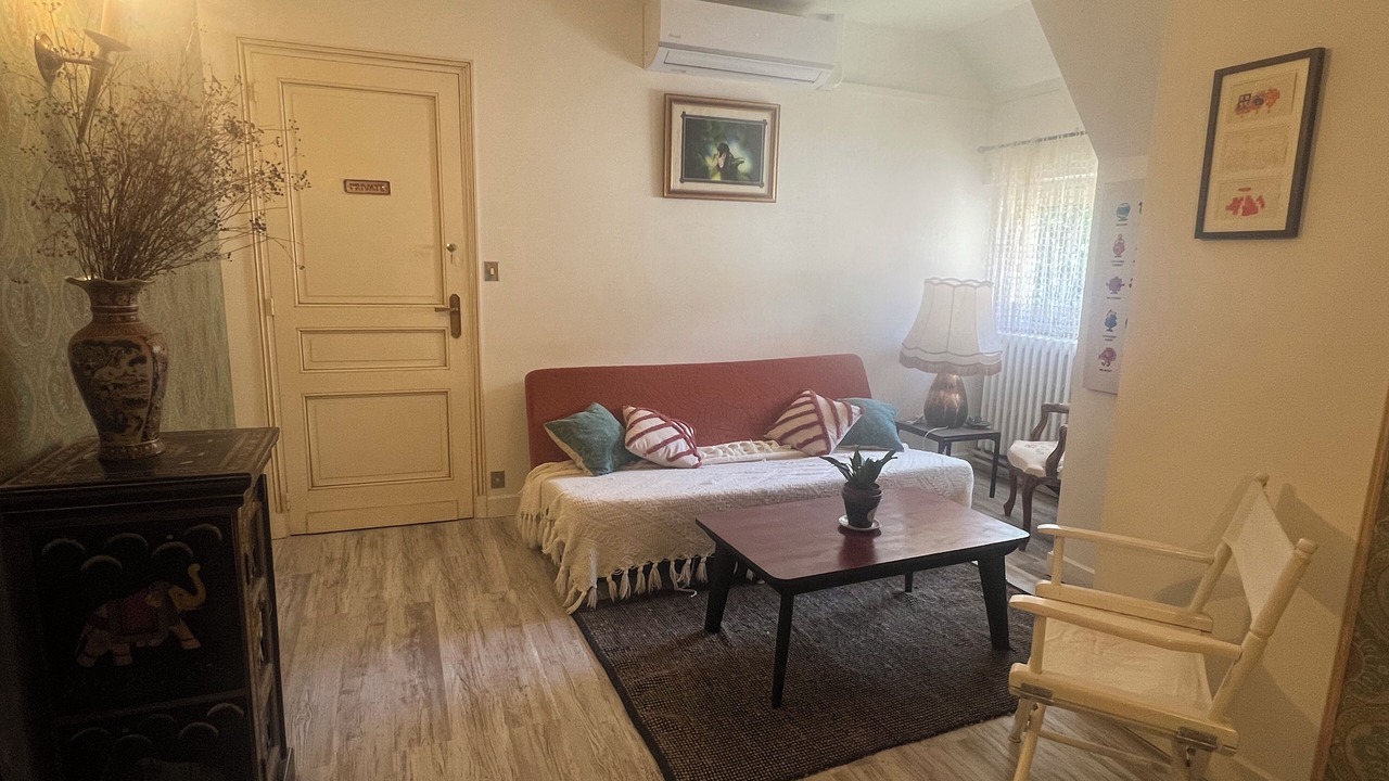 Photo of Livingroom in Marboue