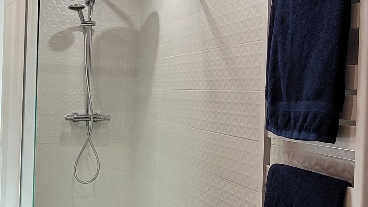 Photo of Bathroom in Palaiseau