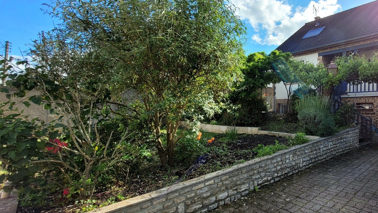 Photo of Outdoor in Palaiseau