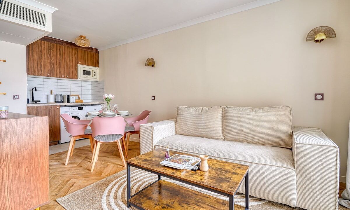 Photo of Livingroom in Faubourg de l'Arche
