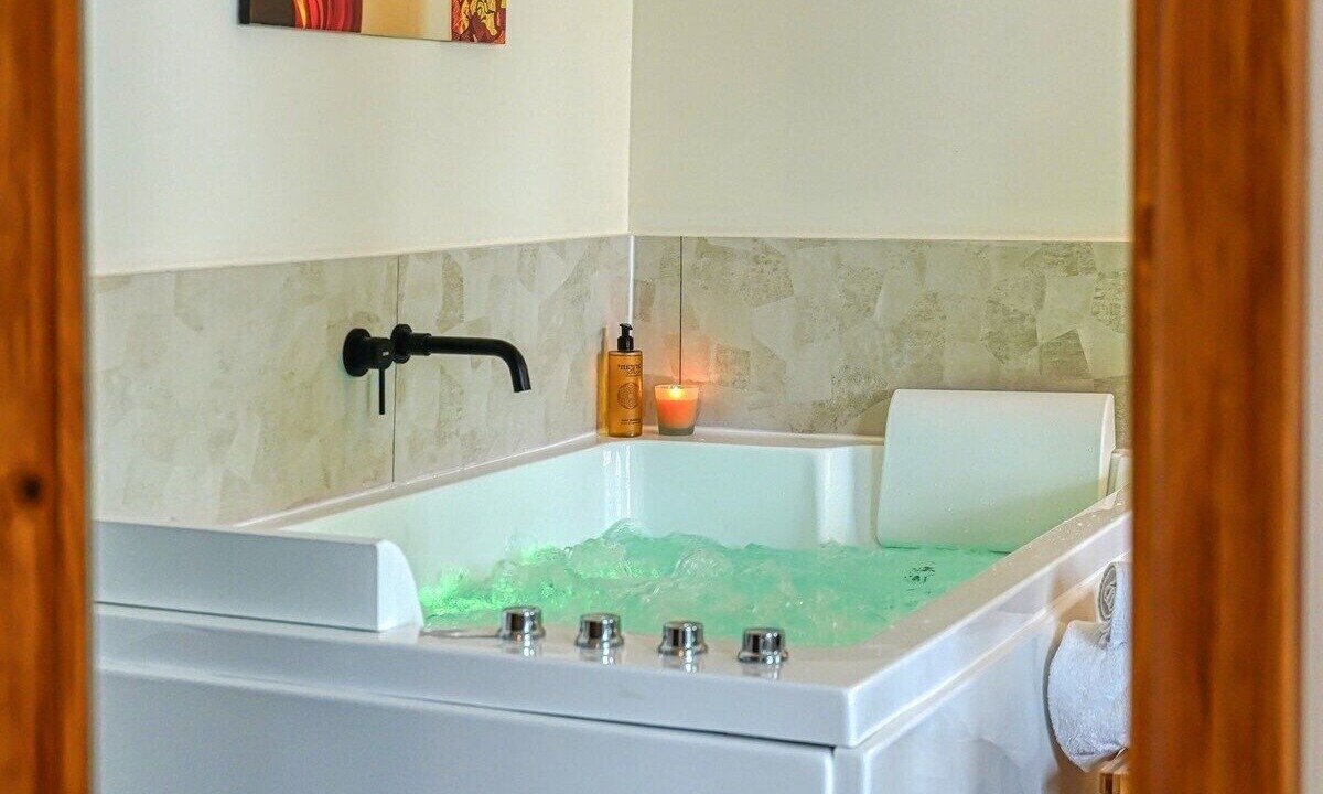 Photo of Bathroom in Faubourg de l'Arche