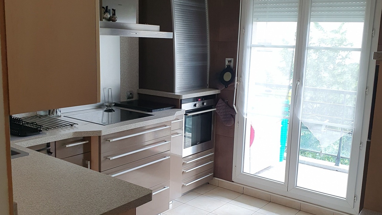 Photo of Kitchen in Montigny-le-Bretonneux